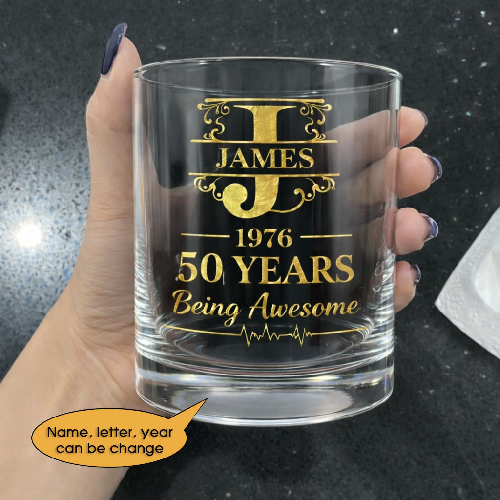 Glass Whiskey Age personalized name, year, letter for birthday Hot Sale