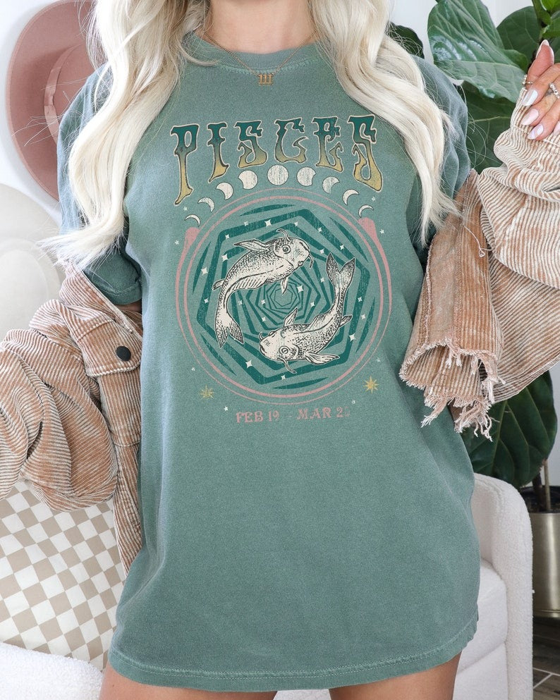 Zodiac Pisces Astrology Graphic Classic Unisex T-Shirt | 5To9Style