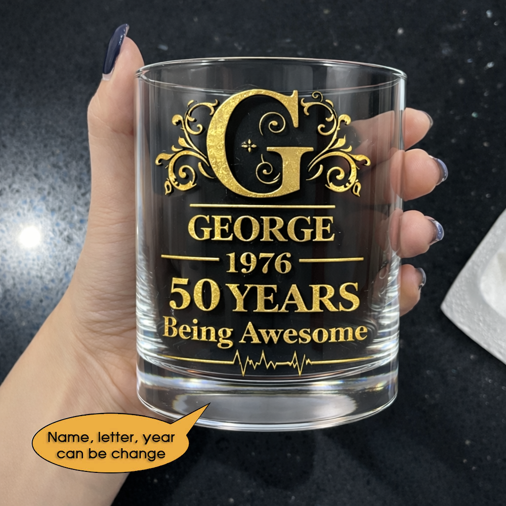 Glass Whiskey Age personalized name, year, letter for birthday Hot Sale